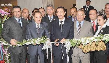 u0627u0644u0633u0641u064au0631 u0641u0631u062du0627u062a u0645u0641u062au062au062du0627 u0627u0644u0645u0639u0631u0636 u0623u0648u0644 u0645u0646 u0623u0645u0633t(u062au0635u0648u064au0631 u062cu0644u0627u0644 u0645u0639u0648u0636)r