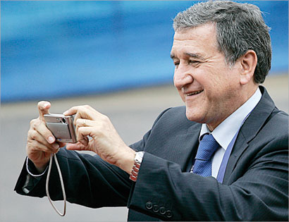 u0643u0627u0631u0644u0648u0633 u0627u0644u0628u0631u062au0648 u0628u0627u0631u064au0631u0627... u0641u064a u0627u0644u0635u0648u0631u0629 u0627u0644u064au0648u0645