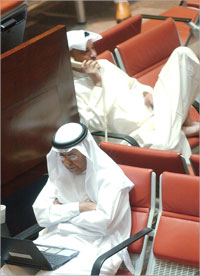 u0627u0644u062au0639u0627u0645u0644u0627u062a u0645u0639 u0627u0644u0627u0637u0631u0627u0641 u0630u0627u062a u0627u0644u0635u0644u0629 u062au062eu0641u064a u0645u0627 u062au062eu0641u064a (u062au0635u0648u064au0631 u0646u0648u0631 u0647u0646u062fu0627u0648u064a)