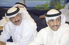 مرزوق الغانم وعبدالعزيز العنبري	 (تصوير علي السالم)