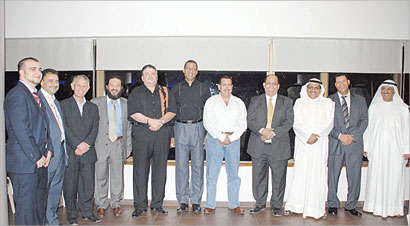 u0623u0628u0648 u0631u062cu064au0644u0629 u0645u062au0648u0633u0637u0627 u0645u0645u062bu0644u064a u0627u0644u0645u0643u0627u062au0628 u0627u0644u062au064a u062au0645 u062au0643u0631u064au0645u0647u0627