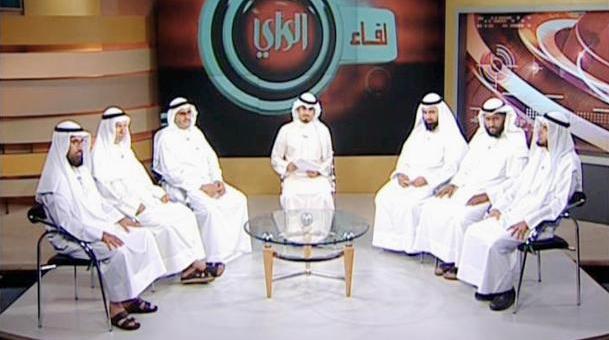 عدد من أبطال أسطول الحرية خلال استضافتهم في تلفزيون «الراي»