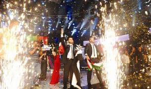 لحظة اعلان فوز ناصيف زيتون