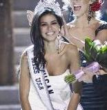 ريما فقيه تتقلد تاج الجمال الأميركي