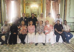 صورة جماعية للوفد الاعلامي