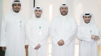 ممثل وزارة التجارة يتوسط الرويح والساير والسمحان