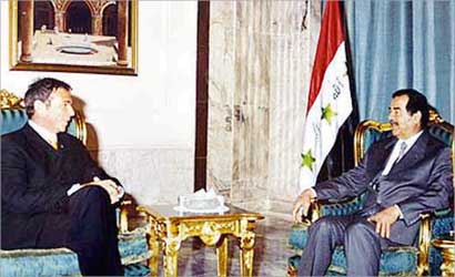 هايدر مع صدام حسين