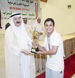 u0641u0627u0644u062d u0627u0644u0639u0633u0643u0631 u064au062au0633u0644u0645 u0627u0644u0643u0623u0633 u0645u0646 u0627u0644u062du062cu064a u0641u064a u0628u0637u0648u0644u0629 u0633u0627u0628u0642u0629r