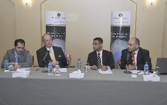 u0623u064au0645u0646 u0623u062du0645u062f u0645u062au062du062fu062bu0627u064b u0641u064a u0645u0624u062au0645u0631 u0625u0637u0644u0627u0642 u0641u0646u062fu0642 u00abu0627u0628u0646 u0628u0637u0648u0637u0629 u062cu064au062au00bb u0641u064a u0627u0644u0643u0648u064au062a t(u062au0635u0648u064au0631 u0623u062du0645u062f u0639u0645u0627u062f)