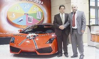 u0627u0644u0641u0627u0626u0632 u0635u0644u0627u062d u062cu062du0627 u064au062au0633u0644u0645 u0627u0644u0633u064au0627u0631u0629 u0645u0646 u0647u0644u0627u0644 u0641u0631u062du0627u062a r