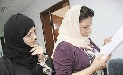 ... وممثلة مع سعاد عبدالله في «نور في سما صافية»