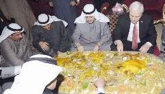 عبد المجيد والنجرس يشاركان في مأدبة العشاء