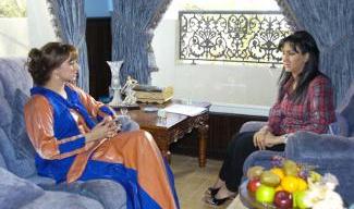 ... ومشهد يجمع وفاء وهيفاء