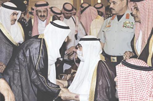 سمو الامير معزيا خادم الحرمين 				(واس)