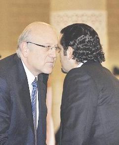 حديث بين ميقاتي والحريري  			(أ ف ب)