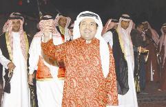 راشد في مهرجان الجنادرية الذي يقام في المملكة العربية السعودية، وشاركه بالوصلات نجوم الطرب منهم محمد عبده وعبدالمجيد وماجد المهندس وآخرون.