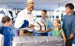 من فيلم «Dolphin Tale»