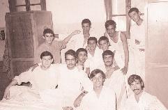 في السكن الداخلي في ثانوية الشويخ سنة 1968