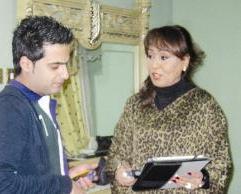 الزميل حمود العنزي وسناء يونس