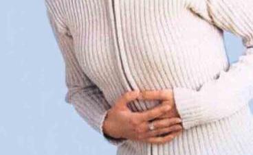 المغص المعوي ينتشر في أيام البرد