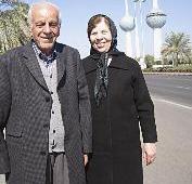 مع رفيقة دربه وأم أولاده