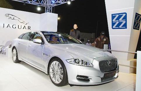 u0633u064au0627u0631u0629 u00abu062cu0627u0643u0648u0627u0631 XJu00bbr