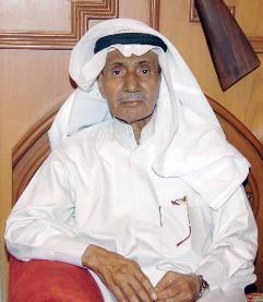 الصانع ونظرة الى عدسة «الراي»	(تصوير طارق عز الدين)