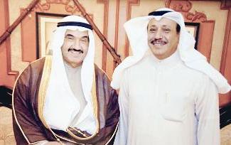 علي الصانع مع سمو رئيس مجلس الوزراء الشيخ ناصر الأحمد