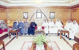 ديوانية ضيف «حديث الذكريات» وفيها الأبناء والأقرباء والأصدقاء