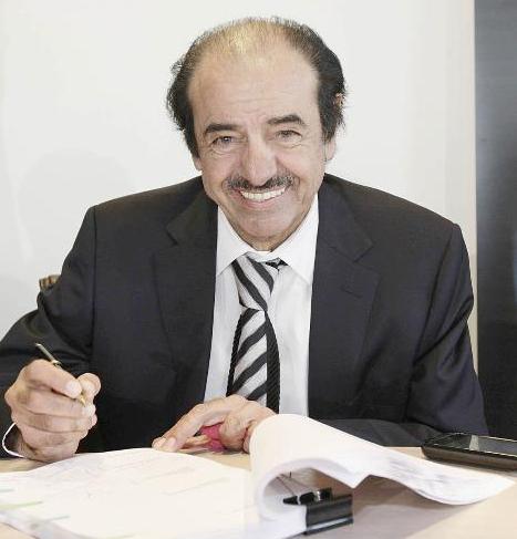 الراحل ناصر الخرافي