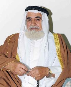 بن مليس ونظرة لعدسة «الراي»	(تصوير نايف العقلة)