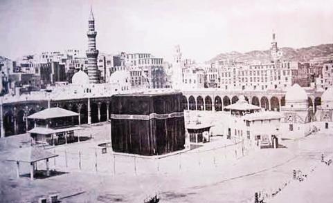 الكعبة المشرفة قبل 120 سنة 