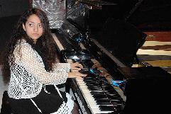 u0627u062du062fu0649 u0637u0627u0644u0628u0627u062a u00abu0642u0633u0645 u0627u0644u0628u064au0627u0646u0648u00bb u062au0642u062fu0645 u0645u0642u0637u0648u0639u062au0647u0627t(u062au0635u0648u064au0631 u0623u062du0645u062f u0639u0645u0627u062f)r