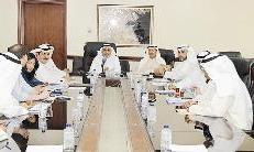 u0639u0644u064a u062du064au062fu0631 u0645u062au062du062fu062bu0627 u0641u064a u0627u0644u0645u0624u062au0645u0631 u0627u0644u0635u062du0627u0641u064at   (u062au0635u0648u064au0631 u0646u0627u064au0641 u0627u0644u0639u0642u0644u0629)