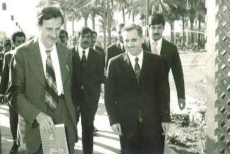 العيسمي وكمال جنبلاط في بغداد عام 1973