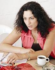 مي سكاف... «سورية للسوريين»