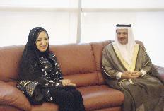 u0648u0632u064au0631 u0627u0644u0627u0642u062au0635u0627u062f u0627u0644u0625u0645u0627u0631u0627u062au064a u0633u0644u0637u0627u0646 u0627u0644u0645u0646u0635u0648u0631 u0645u0633u062au0642u0628u0644u0627 u0628u0648u0631u0633u0644u064a