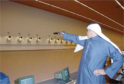 الرامي المخضرم الشيخ سلمان الصباح 