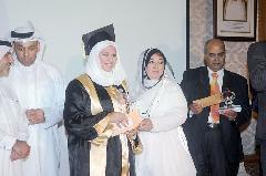 نوال الحداد تكرم فائقة