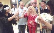 صباح لدى وصولها مطار القاهرة