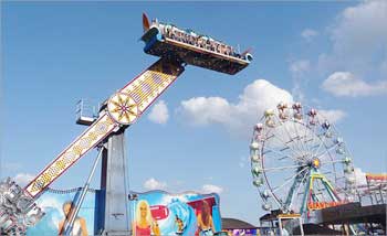 ركاب الأرجوحة في «العلالي»