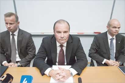 u0627u0644u0646u0627u0637u0642 u0628u0627u0633u0645 u0627u0644u0634u0631u0637u0629 u0627u0644u0641u0646u0644u0646u062fu064au0629 (u0648u0633u0637) u064au0627u0643 u0628u064au0648u0631u0643u0641u064au0633u062a (u0623 u0628)