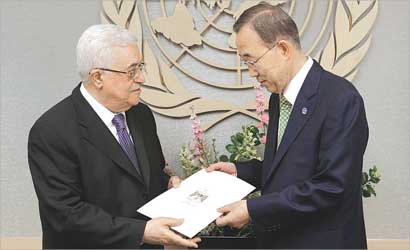 u0639u0628u0627u0633 u064au0633u0644u0645 u0628u0627u0646 u0643u064a u0645u0648u0646 u0637u0644u0628 u0627u0644u0639u0636u0648u064au0629 u0641u064a u0645u0642u0631 u0627u0644u0627u0645u0645 u0627u0644u0645u062au062du062fu0629 u0627u0645u0633 (u0627 u0628) 