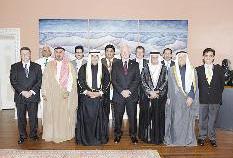 u0646u0627u0635u0631 u0627u0644u0645u062du0645u062f u0648u062cu0648u0646u0633u0648u0646 u064au062au0648u0633u0637u0627u0646 u0627u0644u0645u0634u0627u0631u0643u064au0646 u0641u064a u0627u0644u0644u0642u0627u0621