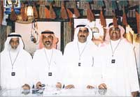   ... وفي معرض الشارقة 