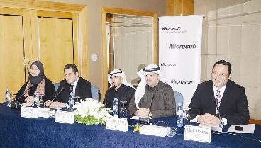 u0627u0644u0645u062au062du062fu062bu0648u0646 u0641u064a u0627u0644u0645u0624u062au0645u0631 u0627u0644u0635u062du0627u0641u064at (u062au0635u0648u064au0631 u0632u0643u0631u064au0627 u0639u0637u064au0629)