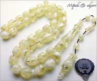 شعار الكويت في القلب قبل اليد