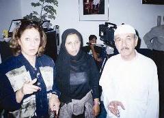 ... ومع حسين البدر وإيمان اثناء تصوير فيلم خاص عن الأسرى