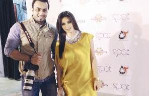 نزار العتيبي مع كيم كاردشيان اثناء وجودها في الكويت