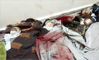 جثامين بعض الضحايا الذين سقطوا بالخالدية في حمص 